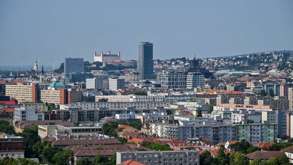 Slovensko si v aukcii štátnych dlhopisov požičalo vyše 600 miliónov eur