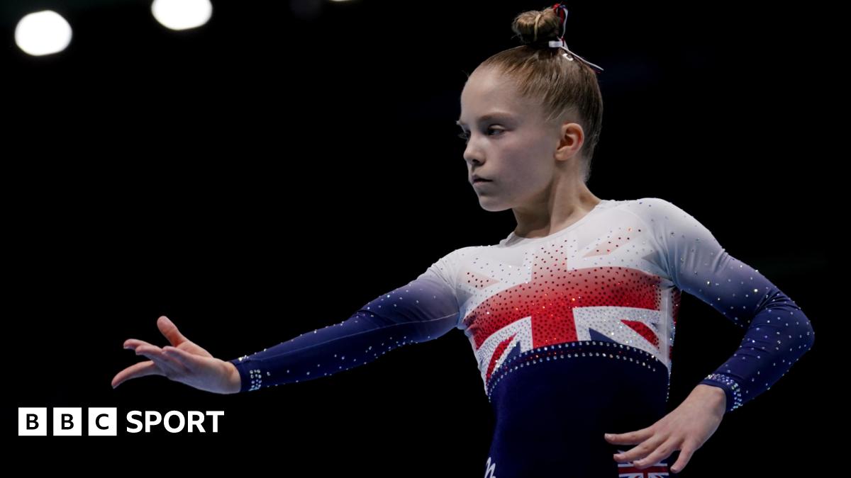 Jemima Taylor strikes a pose while competing