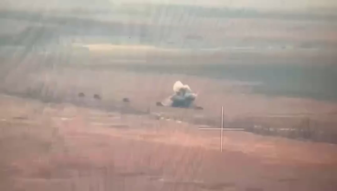 A column of Russian armored vehicles was attacked by artillery. Additionally, it is noted that the commander of the artillery piece in this case is a 22-year-old young woman with the call sign “Iskra" from the 204th separate territorial defense battalion.