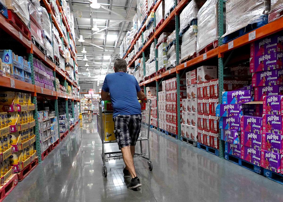 Why Economists are Talking About ‘Soft’ and ‘Hard’ Data