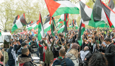 Israel Hasser laufen bei Ostermarsch in Berlin mit – 15 Festnahmen: | Regional