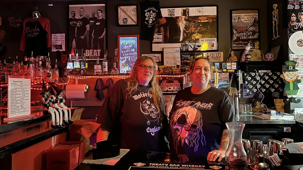 RTL Today - Runnin' with the devil: Two Luxembourg sisters bring hard rock to US conservative heartland