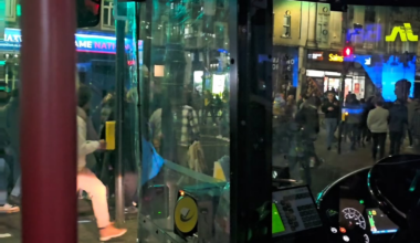 London Bus Driver Educates A Cyclist On His Mobile phone