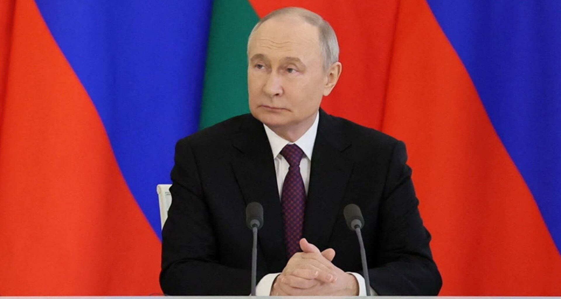Vladimir Putin offers to halt Ukraine invasion along current front line