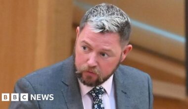 Former Scottish Conservative MSP Jamie Greene defects to Liberal Democrats