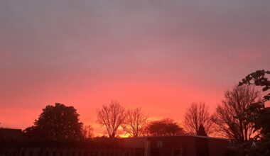 Oranje zonsondergang (Sahara zand?)