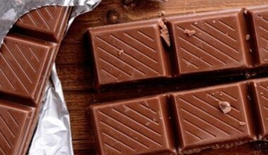 Chocolate bar sold at well-known supermarket chain in Spain recalled for possibly containing metal fragments