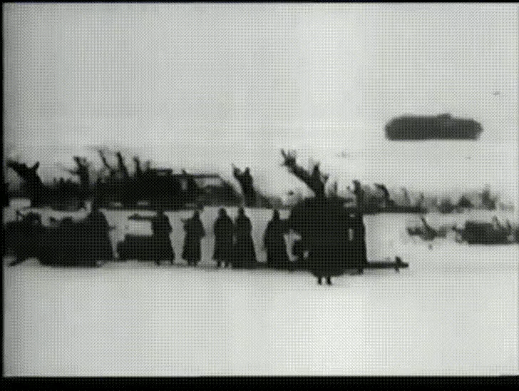 Human chain keeping 88mm guns fed during a Soviet attack in early 1942