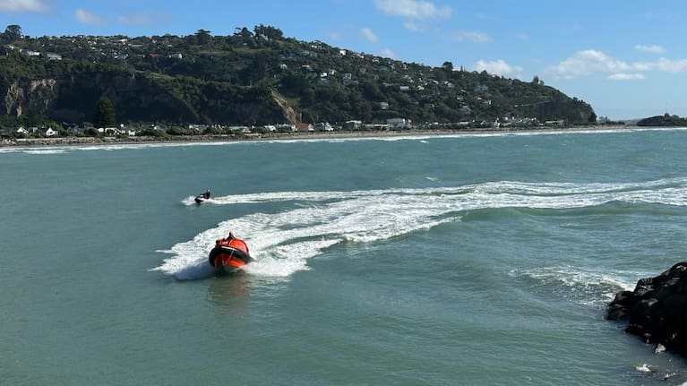 Coastguard Sumner vessels returning to base.