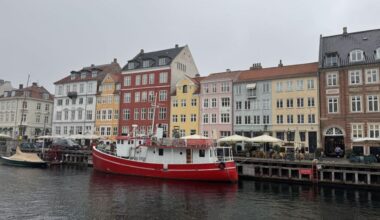 Business students learn cultural intelligence through course trip to Denmark