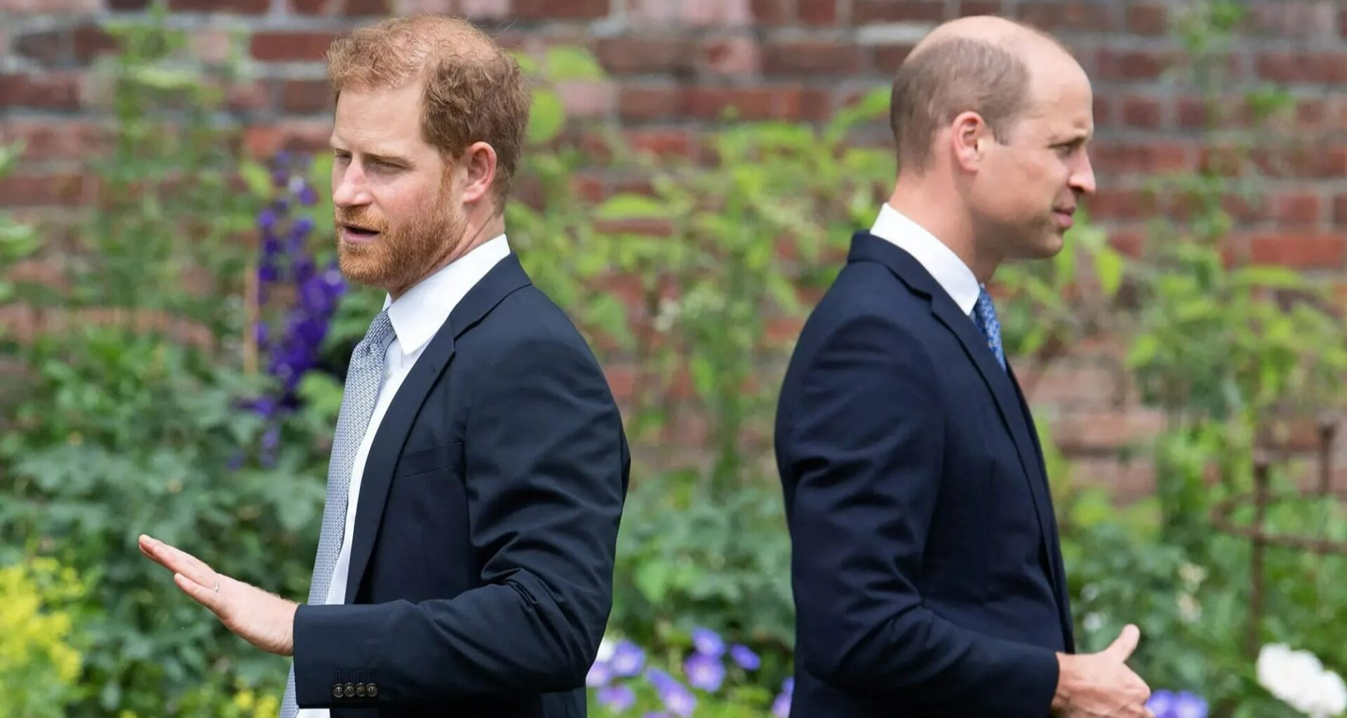 Prince Harry sent 'olive branch' to William & Kate while in UK, says insider - despite his calls & texts going 'ignored'