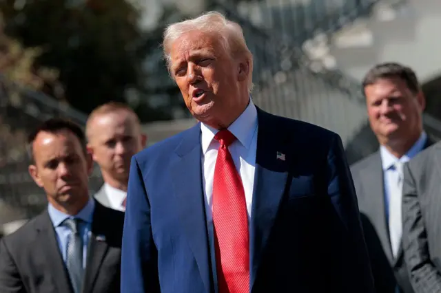 Donald Trump habla desde la Casa Blanca