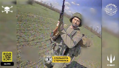 Ukrainian Zagrawa team/Flying Skull Battalion took out Russian soldiers near Pokrovsk. April 2025