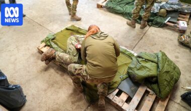 Ukrainian troops warn a ceasefire 'won't work with the Russians'