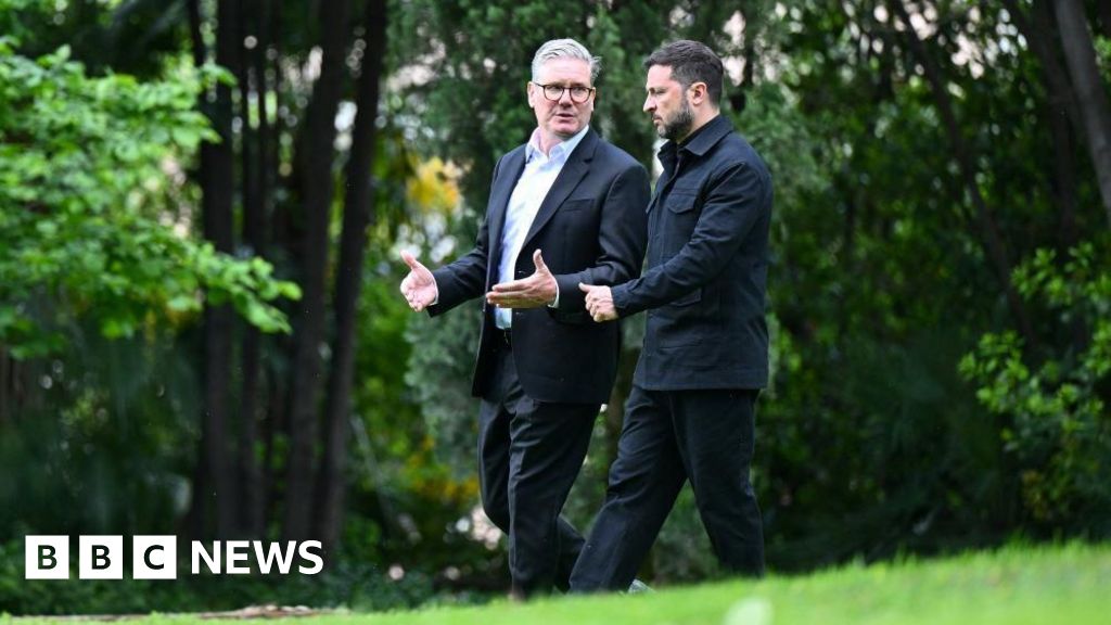 Starmer and Zelensky vow to 'maintain momentum' on peace deal