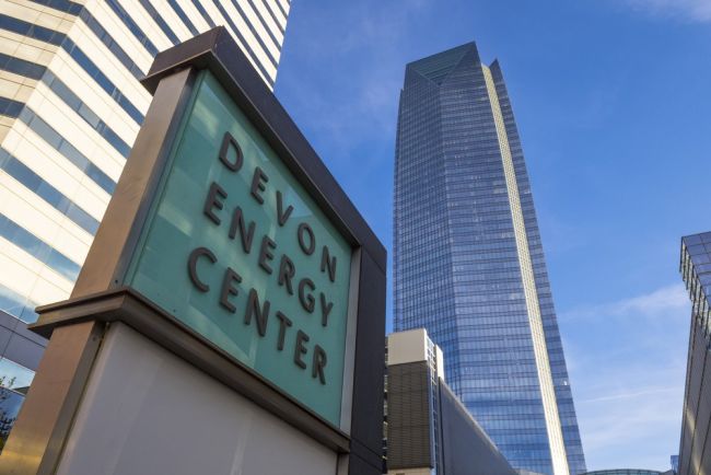 Devon Makes Operational Overhaul Amid Oil Market Volatility
