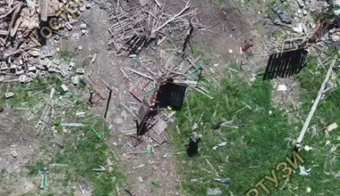Perfect headshot munition drop on russian occupier - "Peaky Blinders" Unit, April 2025