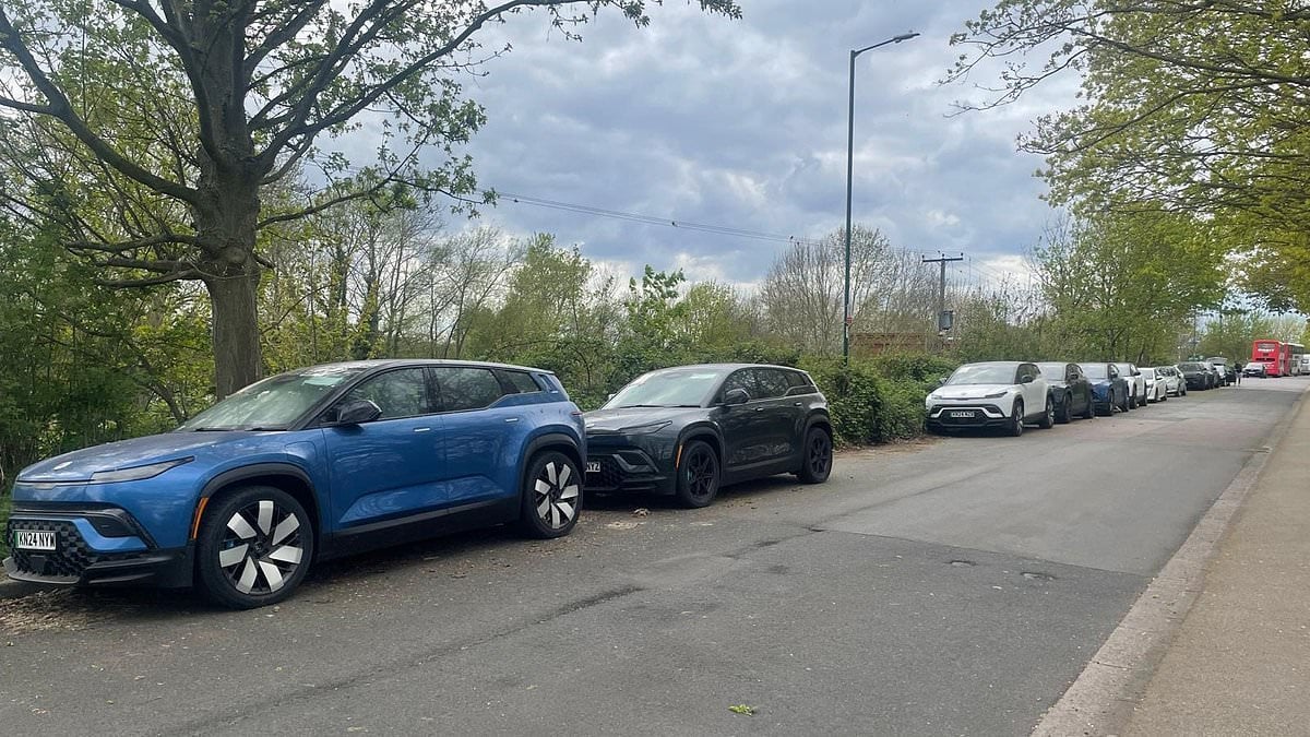 Over £275k worth of unwanted electric cars are dumped at the roadside in Nottingham after US Tesla rival went bust