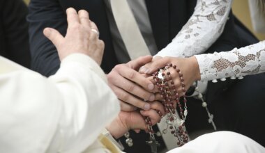 Pope Francis to young people: Prepare yourselves for marriage, don’t get divorced