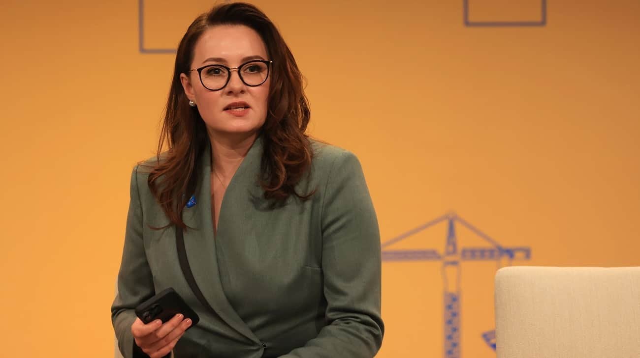 Ukraine ready to negotiate, but not to surrender, Ukraine's economy minister says