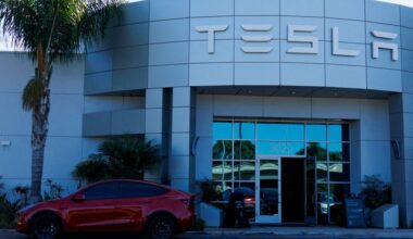 India's 100% car tariffs make customers anxious