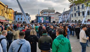 La Louvière en liesse pour le retour de la RAAL en Jupiler Pro League, 19 ans plus tard