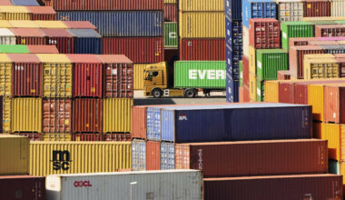 Bulgarian Politicians, Business Persons React to Trump's Tariffs