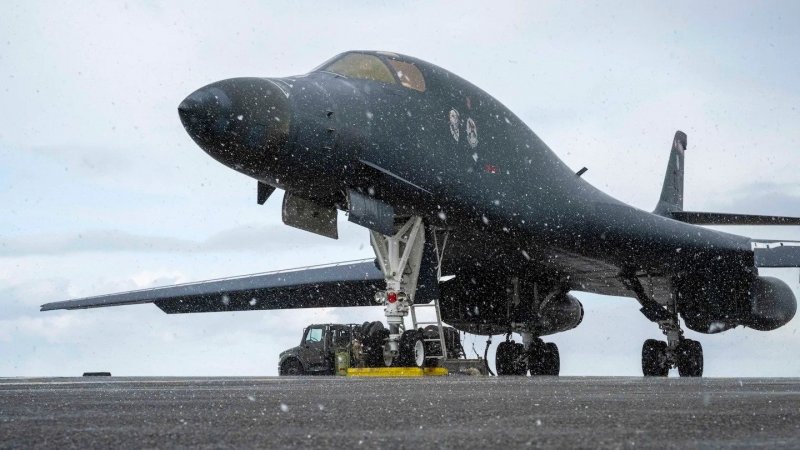 US deploys two more B-1B strategic bombers to Japan