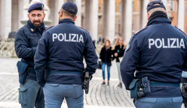 Italian Police Dismantle Migrant Smuggling Ring, Arrest 15 Egyptians