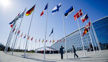 Ukraine-News: "Koalition der Willigen" trifft sich im Nato-Hauptquartier in Brüssel