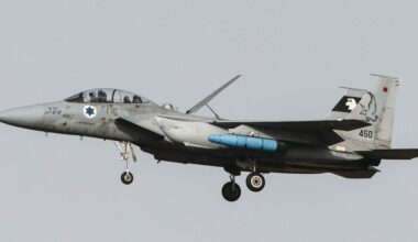 Hundreds of Israeli Air Force Reservists Call for Halt to Gaza War