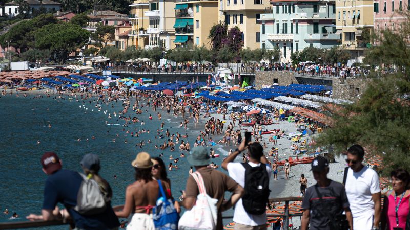 Italy slams door on people hoping to claim citizenship through great-grandparents