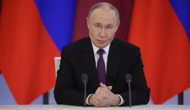 Putin declares brief ‘Easter truce’ but Ukraine says it is still under attack