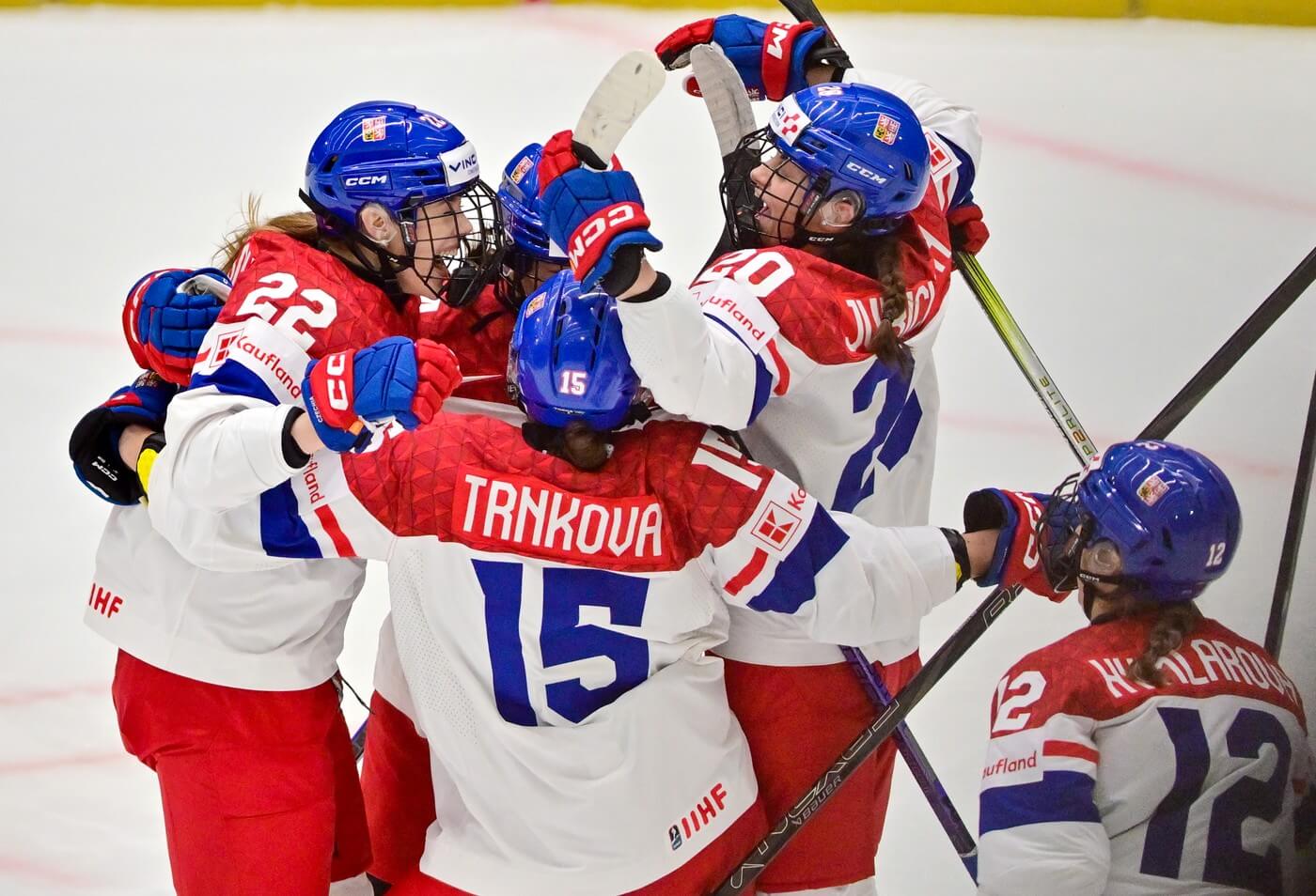 Česko - Finsko DNES LIVE [20.4.] ▶️ MS hokej ženy živě