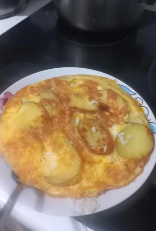 Quick, spain has no electricity, post pictures of terrible tortillas