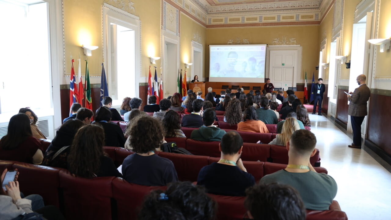 il 15 aprile l'evento con le testimonianze di giovani professionisti e ricercatori