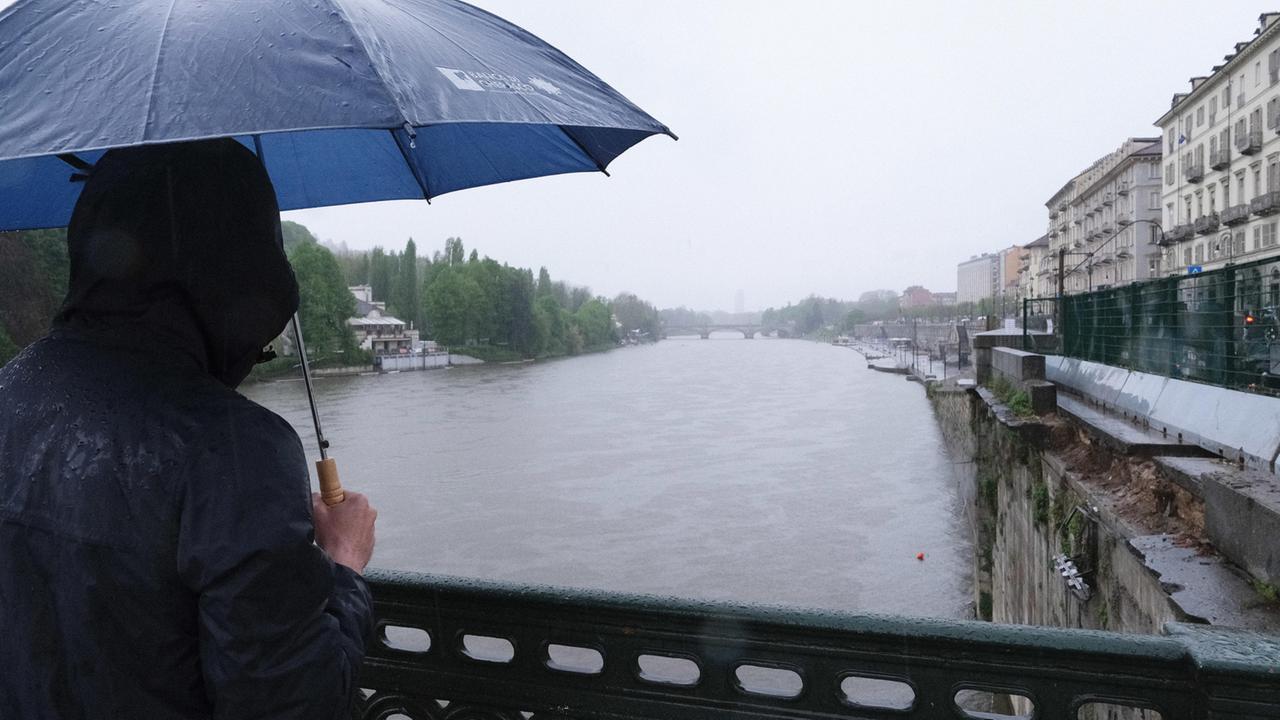 Starke Regenfälle in der Schweiz und Italien