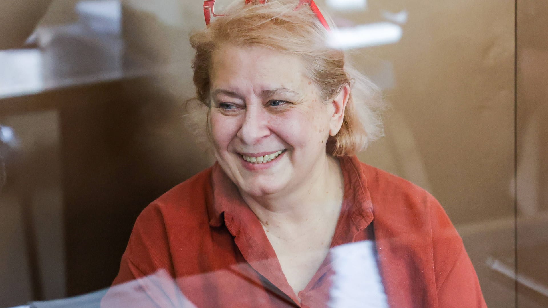 Jekaterina Barabasch wird vorgeworfen, "Falschinformationen über die russische Armee " verbreitet zu haben. Ihr drohen bis zu zehn Jahre Haft. Jekaterina Barabasch wird vorgeworfen, "Falschinformationen über die russische Armee " verbreitet zu haben. Ihr drohen bis zu zehn Jahre Haft.