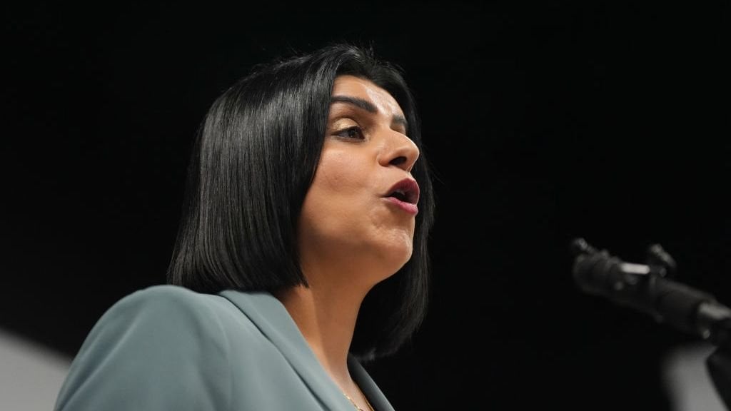 Verity - UK: Sentencing Council Delays Guidelines Amid "Two-Tier" Criticism