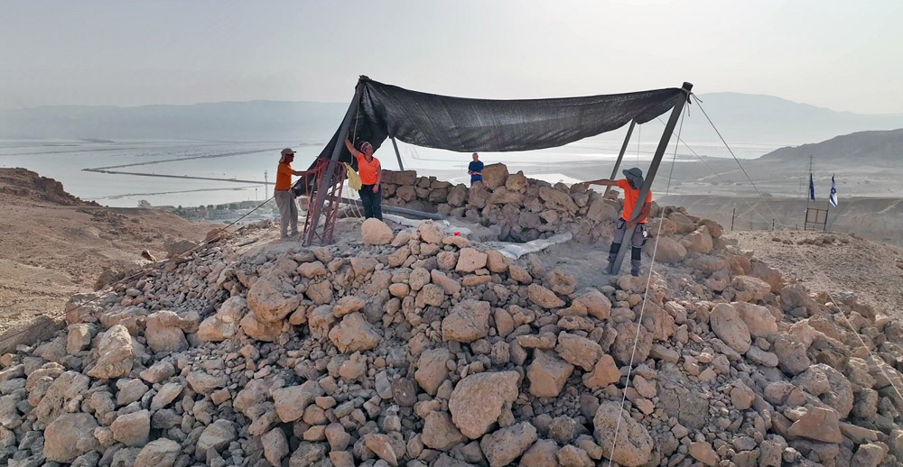 Israel: Antike Wüsten-Pyramide gibt Rätsel auf - Archäologen finden 2.200 Jahre alten monumentalen Pyramidenbau mit unbekannter Funktion