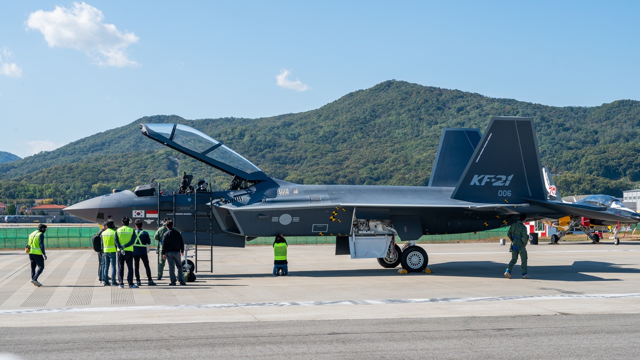 South Korea’s KF-21 Boramae Fighter Is on Track for a 2026 Launch
