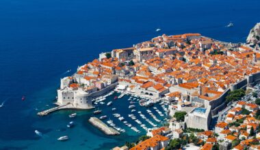 Dubrovnik Records Significantly Fewer Tourists in March & April