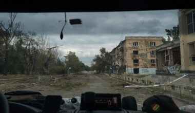 Russian forces target Ukrainian volunteer evacuating civilians with FPV drones during Easter 'truce'