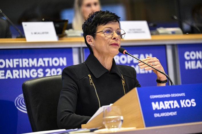 The EU may separate the accession processes for Ukraine and Moldova due to Hungary’s actions.