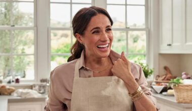 Meghan Markle Haters Mock Royal's 'Gross' Eating Mannerisms: Watch