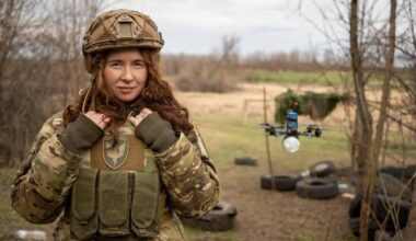 Ukrainian soldier - she is from the 4th Separate Tank Brigade named after Hetman Ivan Vyhovskyi - of the Ukrainian Army.