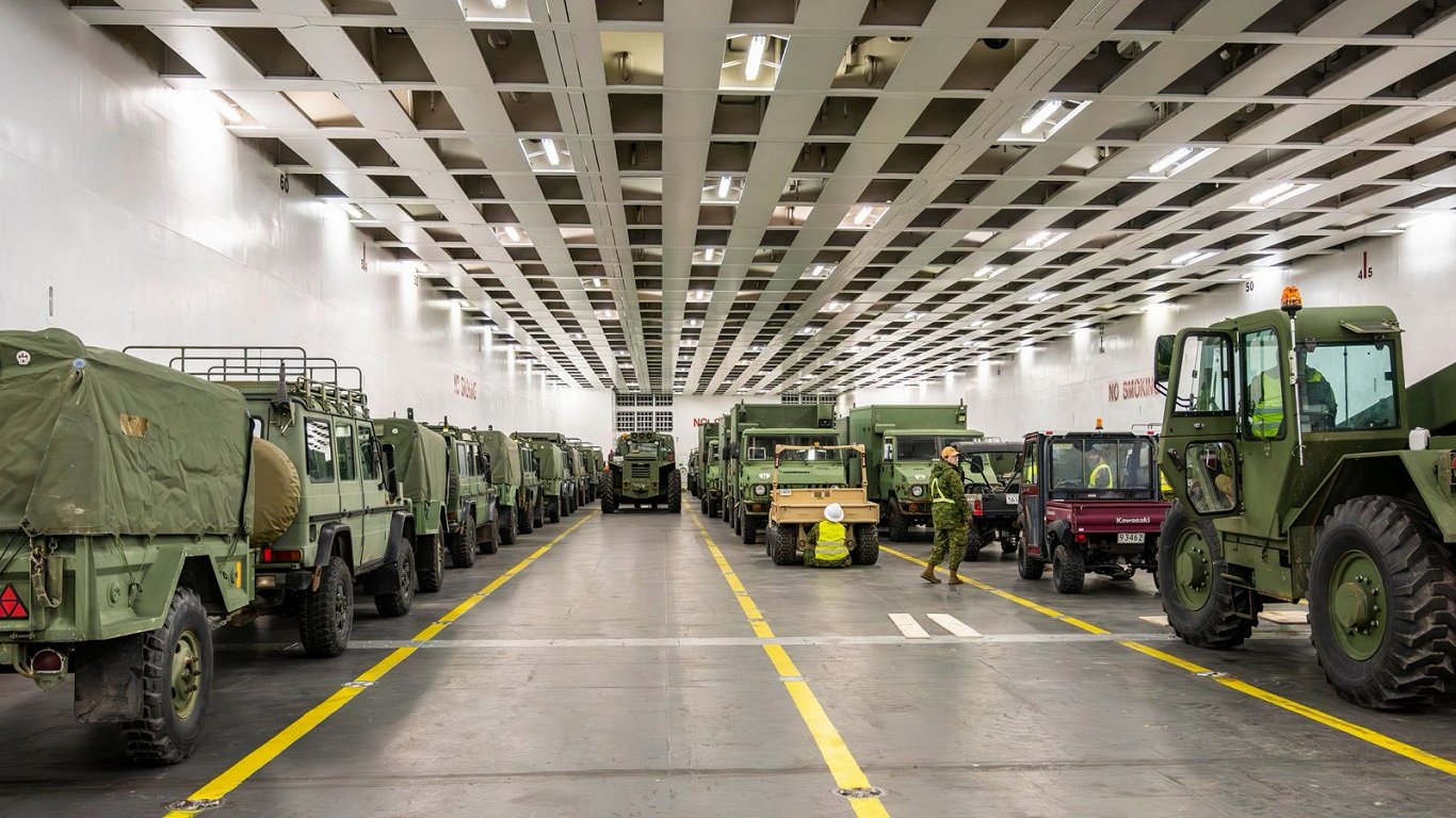 Canadian military equipment arriving in Latvia