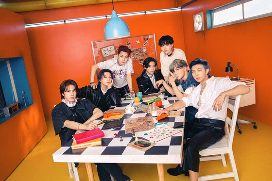 Overseas, image most associated with South Korea is still K-pop: survey