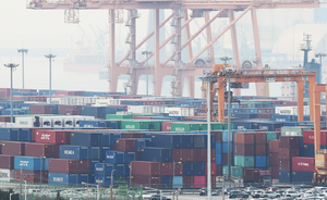 Exports down 5.2% in first 20 days of April