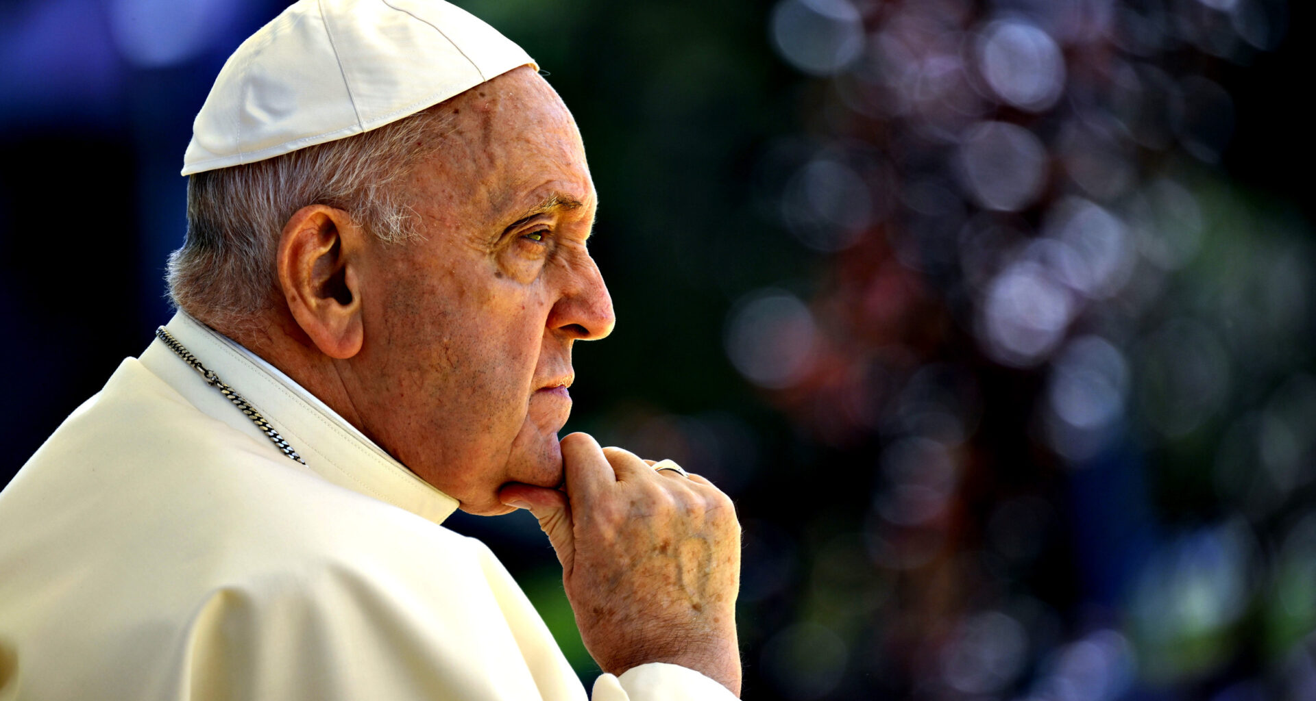 Pope Francis Dead at 88: Latest Updates As Tributes Pour In